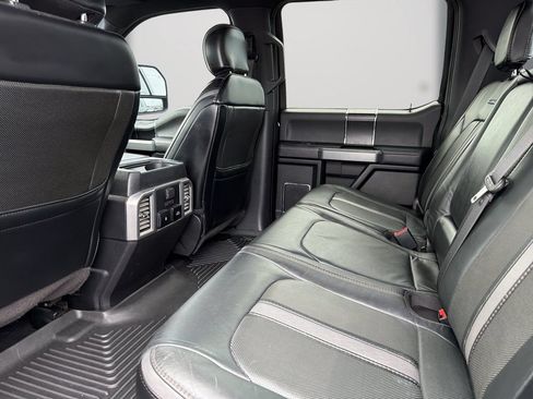 Used 2019 Ford F250 Platinum w/ Platinum Ultimate Package AWD/4WD image 14