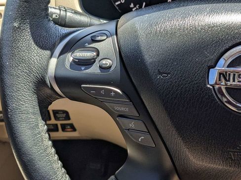 Used 2017 Nissan Pathfinder Platinum FWD image 23