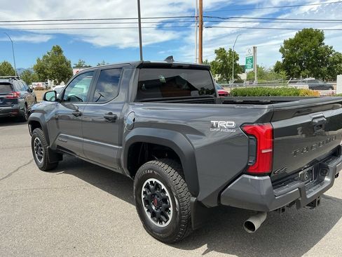 Used 2024 Toyota Tacoma TRD Off-Road AWD/4WD image 9