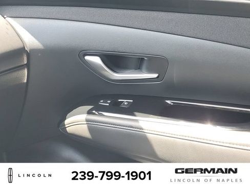 Used 2023 Hyundai Tucson Limited AWD/4WD image 28