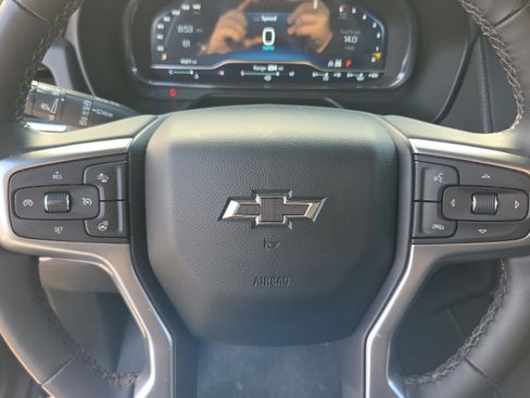 Used 2024 Chevrolet Tahoe Z71 w/ Luxury Package image 29