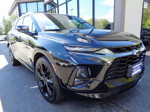 Used 2022 Chevrolet Blazer RS w/ Enhanced Convenience Package AWD/4WD image 3