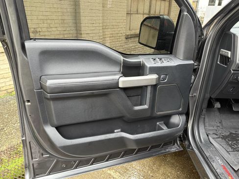 Used 2017 Ford F150 Raptor w/ Equipment Group 802A Luxury image 56