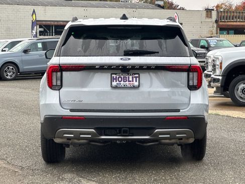 New 2026 Ford Explorer Active w/ Active Comfort Package image 4