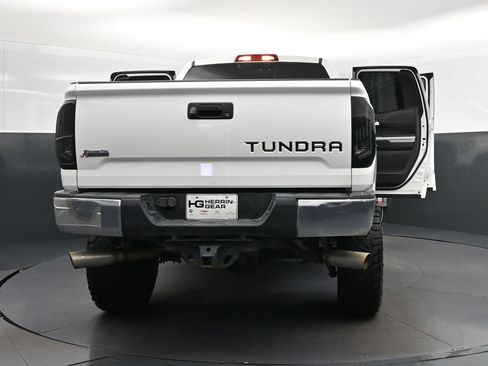 Used 2016 Toyota Tundra SR5 w/ SR5 Upgrade Package AWD/4WD image 51