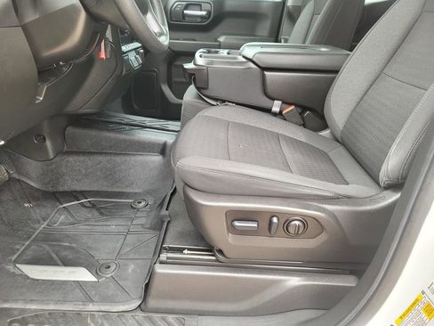 Used 2022 Chevrolet Silverado 1500 Custom image 21