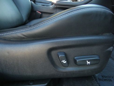 Used 2017 Lexus CT 200h image 30