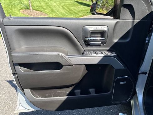 Used 2017 Chevrolet Silverado 1500 LTZ Z71 w/ LTZ Plus Package AWD/4WD image 24