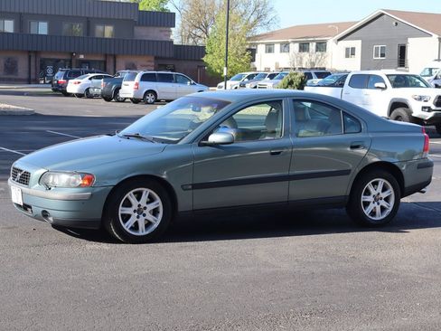 Used 2004 Volvo S60 2.5T AWD/4WD image 10