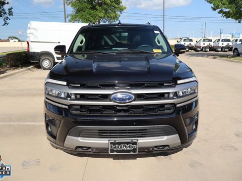 Used 2024 Ford Expedition Max XLT AWD/4WD image 9