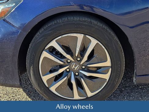 Used 2020 Honda Accord Hybrid image 11