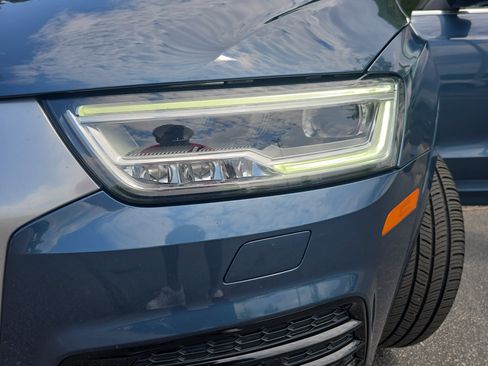 Used 2018 Audi Q3 2.0T Premium Plus w/ Premium Plus Package AWD/4WD image 32