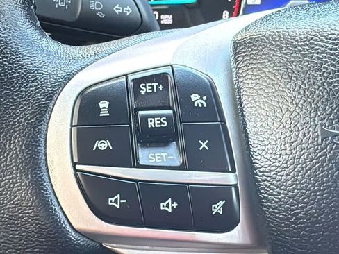 Certified 2023 Ford Explorer Limited w/ Limited Technology Package RWD image 12
