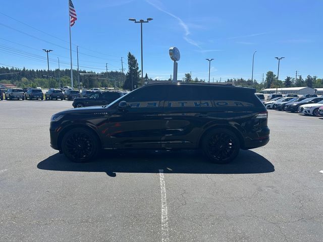 Used 2025 Lincoln Aviator Reserve w/ Luxury Package AWD/4WD image 5