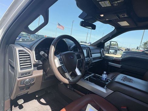 Used 2021 Ford F350 King Ranch w/ King Ranch Ultimate Package AWD/4WD image 5