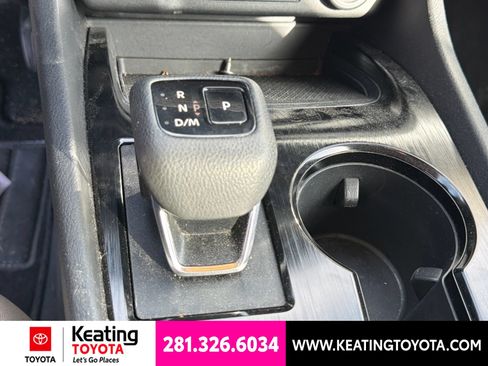 Used 2025 Nissan Rogue SV AWD/4WD image 15