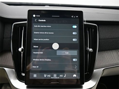 New 2026 Volvo XC90 B6 Ultra image 19