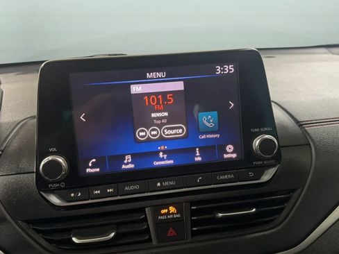 Used 2019 Nissan Altima 2.5 SR FWD image 13