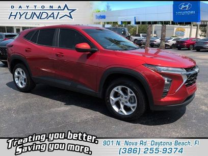Used 2024 Chevrolet Trax LS w/ LS Convenience Package