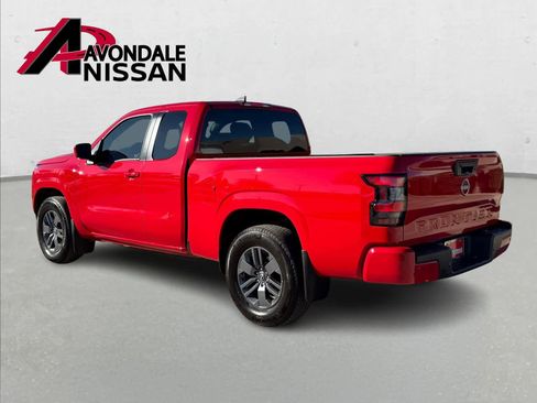 Certified 2025 Nissan Frontier SV image 4