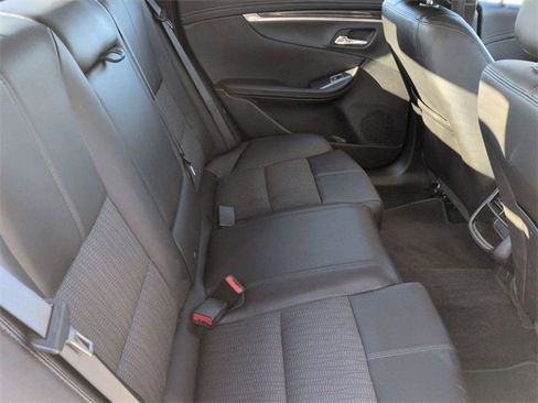 Used 2020 Chevrolet Impala LT image 29
