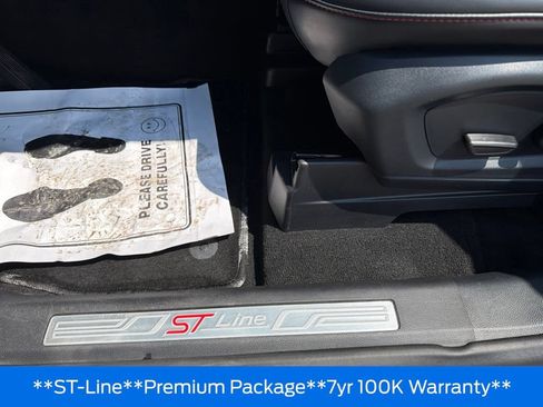 Used 2025 Ford Explorer ST-Line w/ Premium Package AWD/4WD image 24