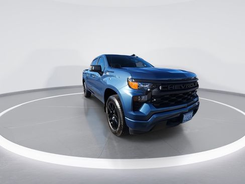 Used 2024 Chevrolet Silverado 1500 Custom w/ LPO, Dark Essentials Package image 3