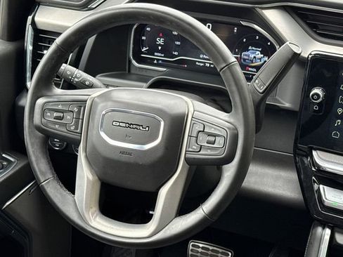 Used 2024 GMC Sierra 2500 Denali AWD/4WD image 14