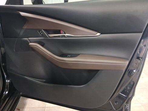 Certified 2023 MAZDA CX-30 AWD 2.5 S w/ Premium Package image 18