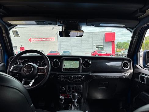 Used 2023 Jeep Wrangler Unlimited Rubicon 392 w/ Trailer Tow Package AWD/4WD image 52