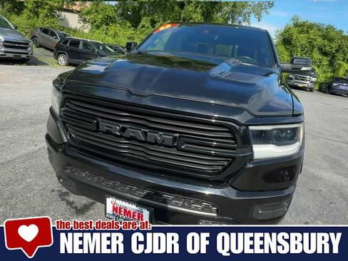 Used 2022 RAM 1500 Laramie AWD/4WD image 3