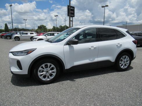 Used 2023 Ford Escape Active FWD image 4