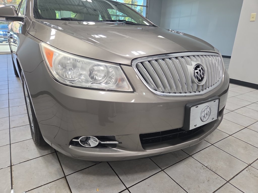 Used 2011 Buick LaCrosse CXL FWD image 24