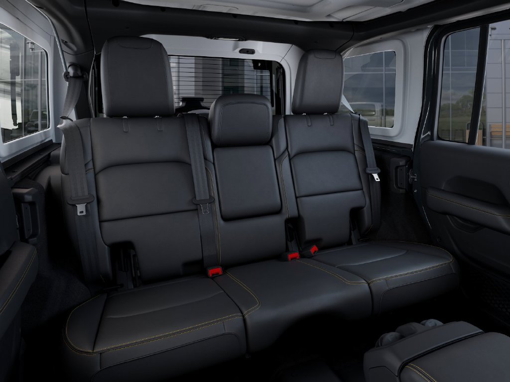 New 2026 Jeep Wrangler Unlimited Sahara AWD/4WD image 15