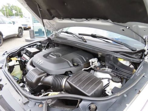 Used 2012 Jeep Grand Cherokee Laredo w/ Laredo E Group AWD/4WD image 30