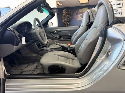 Used 2004 Porsche Boxster image 14
