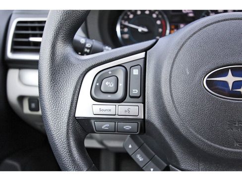 Used 2018 Subaru Forester 2.5i Premium image 15