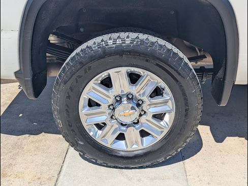 Used 2024 Chevrolet Silverado 2500 High Country w/ High Country Premium Package image 20