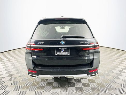 Used 2025 BMW X7 xDrive40i w/ Premium Package image 7