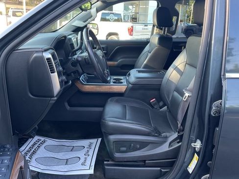 Used 2017 Chevrolet Silverado 1500 LTZ w/ Sport Package AWD/4WD image 6