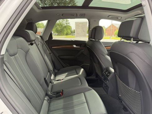 Certified 2023 Audi Q5 2.0T Premium Plus w/ Premium Plus Package AWD/4WD image 24