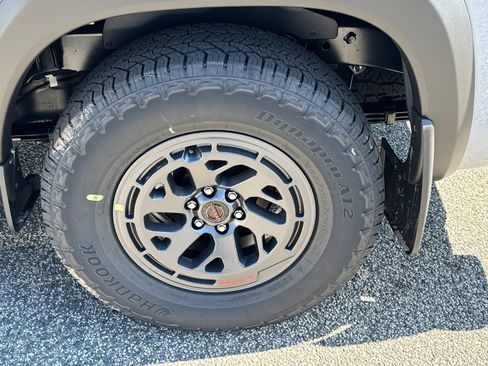 New 2026 Nissan Frontier Pro-X w/ Tow Package RWD image 16