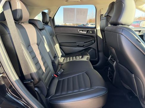 Used 2024 Ford Edge SEL w/ Convenience Package image 31