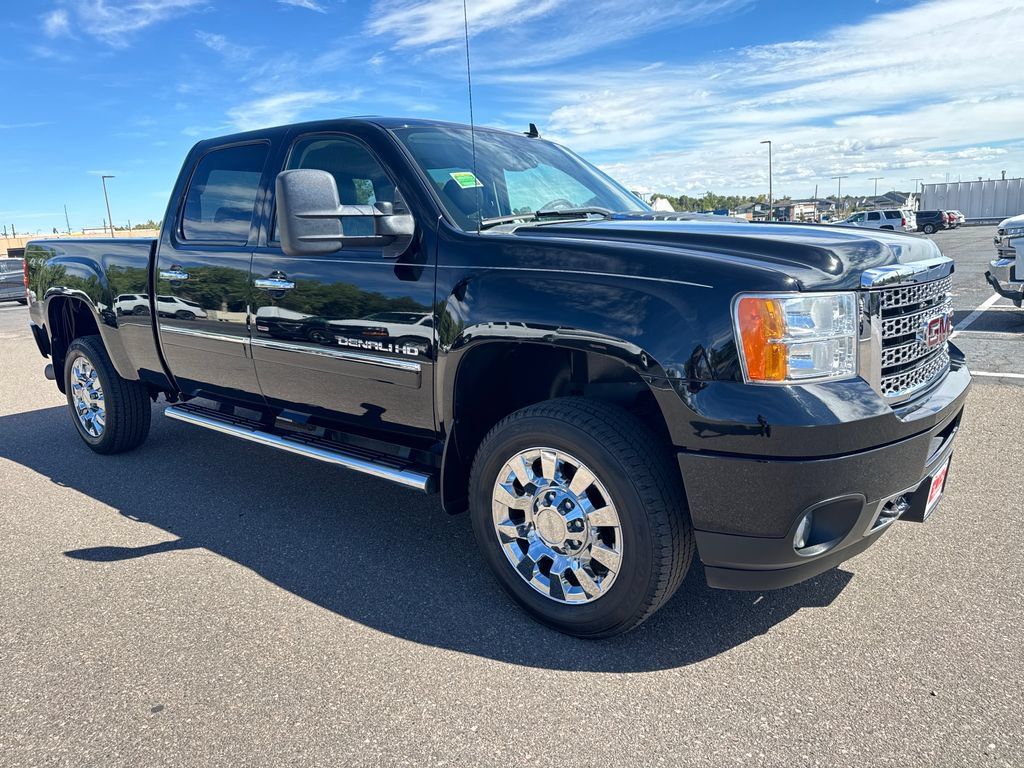 Used 2013 GMC Sierra 3500 Denali AWD/4WD image 7