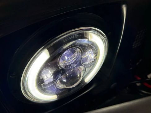 Used 2002 HUMMER H1 4-Door Wagon image 30