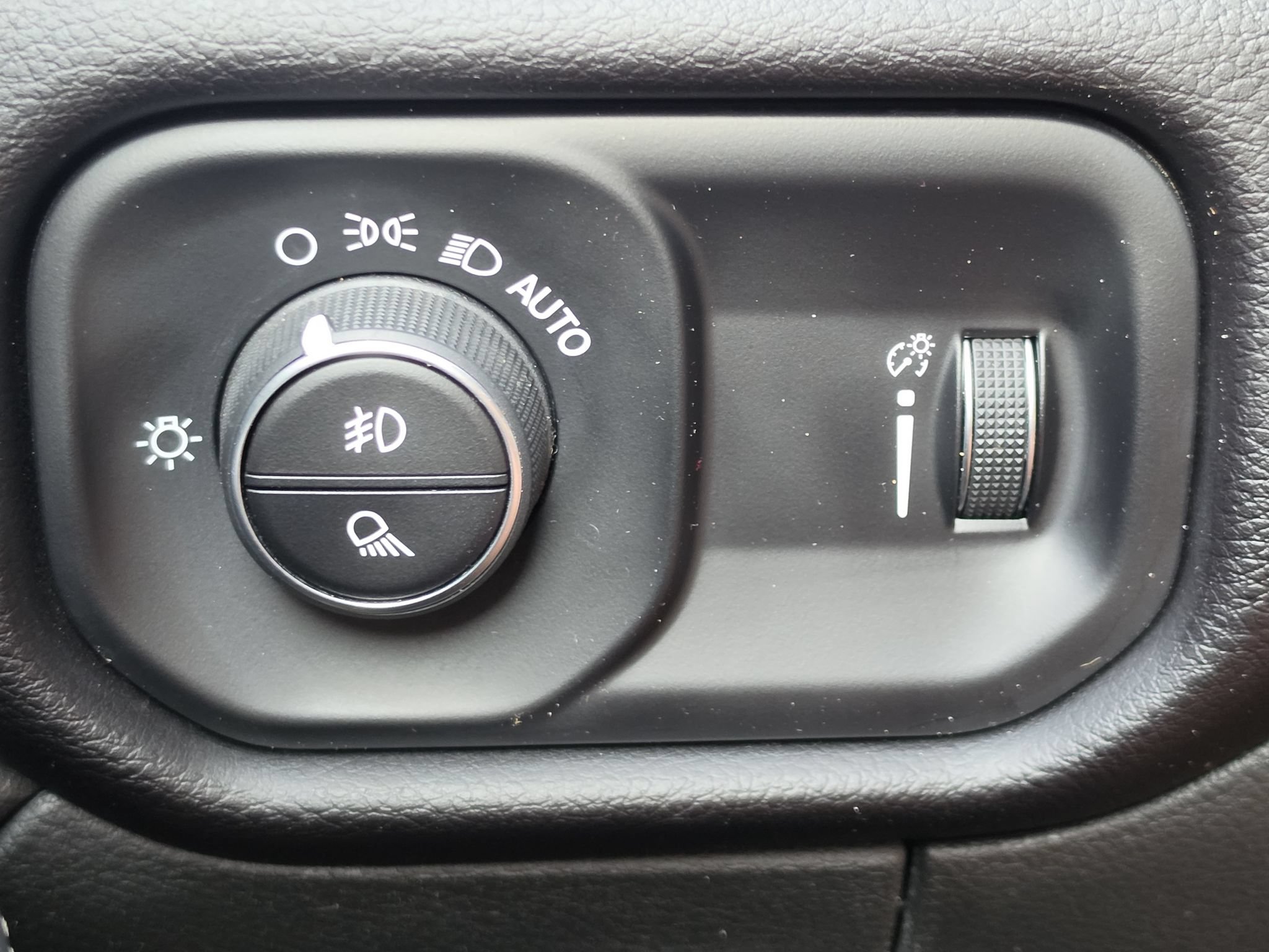 Used 2025 RAM 2500 Big Horn AWD/4WD image 16