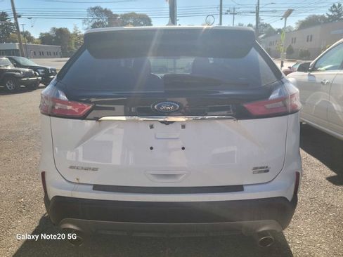 Used 2019 Ford Edge SEL w/ Equipment Group 201A image 4