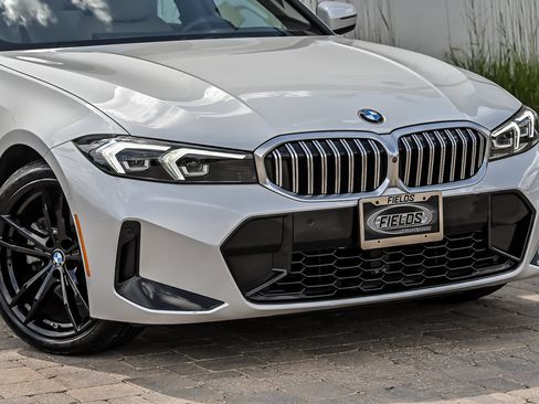 Used 2023 BMW 330i xDrive Sedan w/ M Sport Package AWD/4WD image 2