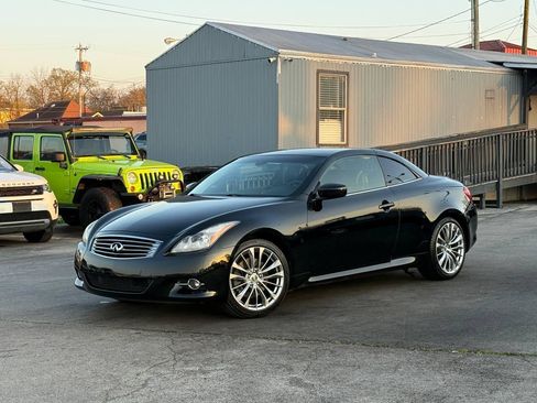 Used 2012 INFINITI G37 Convertible w/ Premium Pkg RWD image 1
