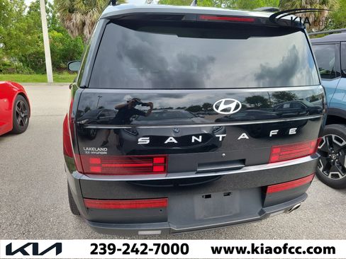 Used 2024 Hyundai Santa Fe SEL FWD image 9
